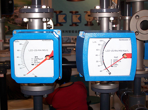 指針轉(zhuǎn)子流量計(jì)現(xiàn)場(chǎng)安裝使用圖